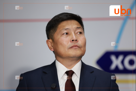 Х.Нямбаатар: Зүгээр явж байсан “Сэлбэ 20 минутын хот“ төслийн санхүүжилтийг төсвийн хязгаар нэрээр зогсоож, төсвийн цоорхойгоо нөхөхөөр болжээ