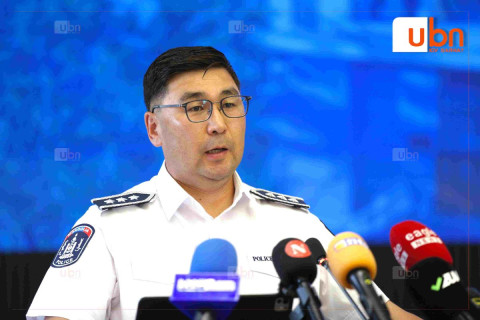 Б.Оюутболд: ХЗДХ-ийн сайд надтай холбогдуулан ярьсан мэдээллээ нотлохгүй бол уучлалт гуйлгахаар шүүхэд хандана