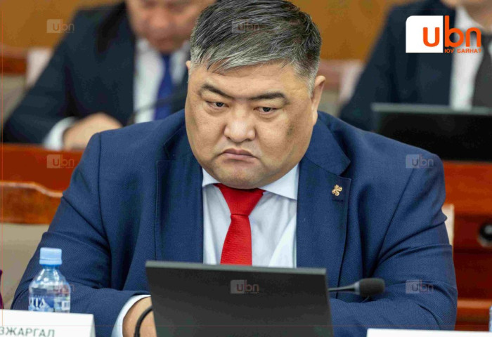 “Дархан-Уул аймгийн МАН-ын хорооны даргаар Б.Азжаргалыг үргэлжлүүлэн ажиллуулах нь зүйтэй гэж үзсэн“