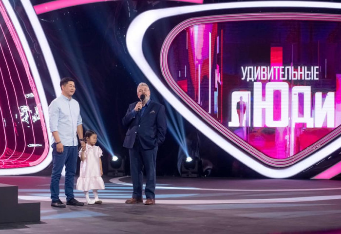 Ой тогтоолтын багш Х.Хатанбаатарын охид дэлхийн рекорд тогтоолоо
