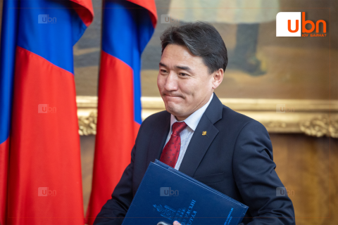 Шатахууны шуурхай штаб яг одоо Ерөнхий сайдын өрөөнд хуралдах гэж байна