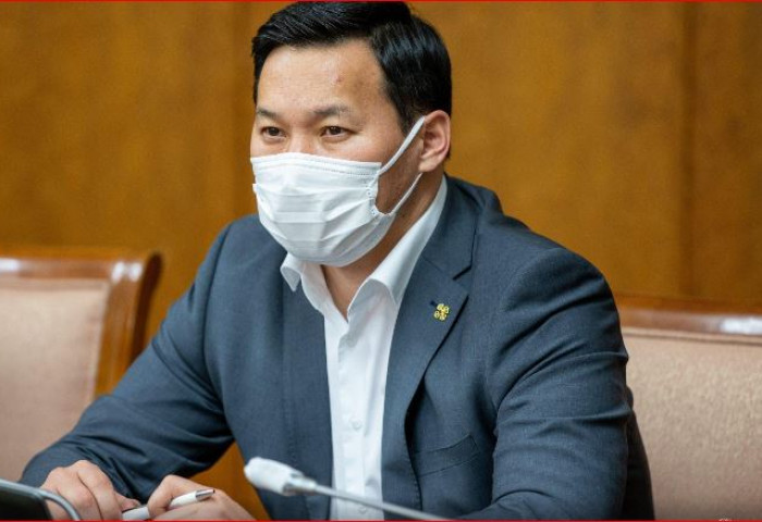 Ковид хяналтаас гарч эмнэлгүүд голомт болж, ЭМЯ-нд халдвар илэрлээ Т.Мөнхсайханг улираая