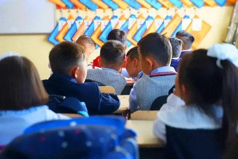 Орон нутгийн сургууль цэцэрлэг өнөөдрөөс танхимаар хичээллэнэ