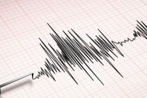 Говьсүмбэр аймагт 3.9 магнитудын хүчтэй газар хөдөлжээ
