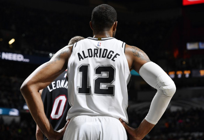 ЛаМаркус Алдриж NBA-ээс зодог тайллаа
