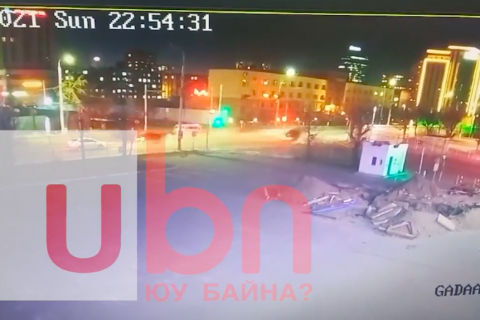 БИЧЛЭГ: Б.Пүрэвдорж гишүүний хийсэн ноцтой ослын камерын бичлэг