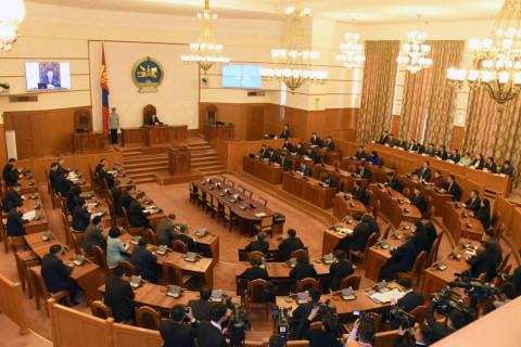 Ерөнхийлөгч нэр дэвших эрхтэй эсэхийг шийдэх санал хураалтад АН-ын бүлэг оролцсонгүй