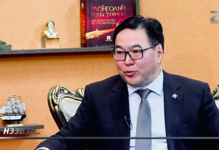 Ц.Анандбазар: Сүнээтэй уулзах нь байтугай, гар барьж ч үзээгүй. Тэр эмэгтэйг огт танихгүй
