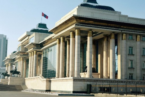 Энэ сарын 26-нд бүх нийтээр амарна
