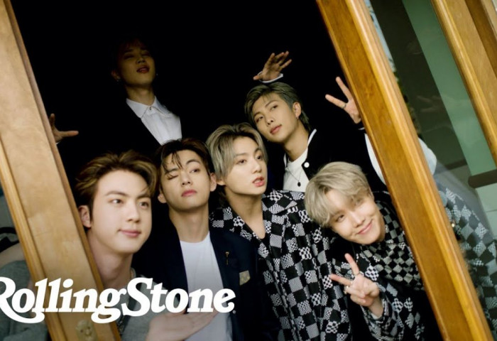 “BTS” хамтлаг “Rolling Stone” сэтгүүлийн нүүрийг чимнэ