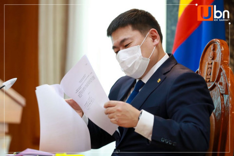 Л.Оюун-Эрдэнэ: Сургууль төгсөөд орон нутагт ажиллавал, ажилласан жилийг нь илүү тооцож, нэмэгдэл өгдөг болно