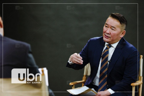 ТАНИЛЦ: Х.Баттулгын Ерөнхийлөгчийн хувиар өгсөн сүүлийн ярилцлагын ОНЦЛОХ ЭШЛЭЛҮҮД