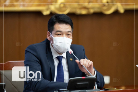 С.Энхболд: Шагнал урамшуулал, Сүхбаатарын талбай дээрх бөөгнөрөлөөс болж халдварын тоо нэмэгдсэн
