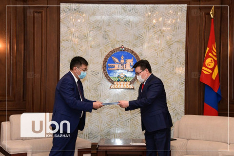 Ерөнхийлөгч Элчин сайд нарыг томилох, чөлөөлөх саналаа УИХ-д хүргүүлжээ