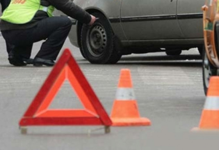 Явганаар зорчиж явсан 14 настай хүүг мөргөж гэмтээжээ