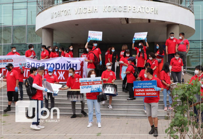 Д.Ганпүрэв: Төр дамжсан газрын наймаа,  хууль бус  үйлдэл харагдаж байна