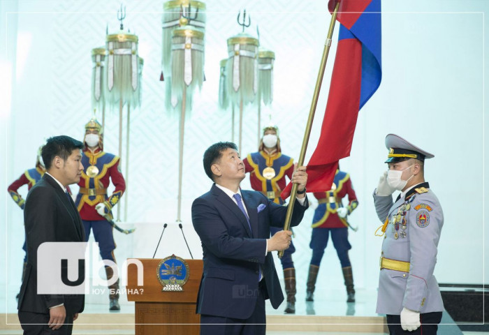 У.Хүрэлсүх: Алтын дайтай хүрэл медаль хүртсэнд халуун баяр хүргэе