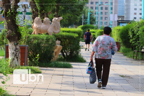 Улаанбаатарт 23 хэм дулаан байна