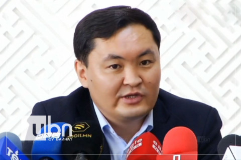 Ч.Өнөрбаяр: Цагдаа нар иргэдийг зодсон асуудлыг мэдэлгүй өнгөрсөн сайд асан Ц.Нямдорж та уучлал гуй