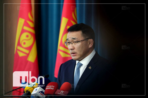 Улаанбаатар хотын Захирагчийн ажлын албанаас караоке, баарыг нээх санал гаргалаа