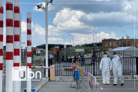 Алтанбулаг боомтоор зорчих тээврийн хөдөлгөөнийг хязгаарласан хугацааг энэ сарын дуустал сунгажээ
