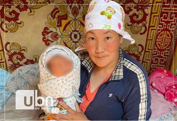 Саид Моллайг медаль хүртсэн өдөр мэндэлсэн хүүдээ Мөнхмолом гэх нэр хайрлажээ