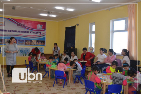 Цэцэрлэгийн хүүхдийн хичээлийн хэрэглэгдэхүүнийг гурван сараар бэлдүүлнэ