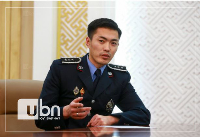 “Өмнөд Африкаас 989.2 грамм мөс гэх бодис нэвтрүүлсэн иргэн нь Хонконгт 10 жилийн хорих ял эдлээд суллагдаад байсан“