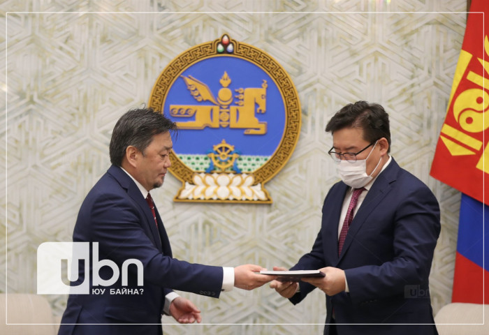 Төрөөс мөнгөний бодлогын талаар 2022 онд баримтлах үндсэн чиглэлийн төслийг өргөн барилаа