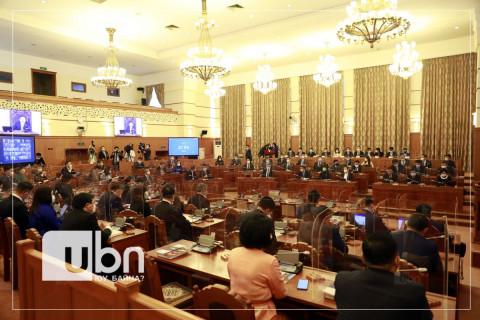 Чуулган: Эрүүгийн хэрэг хянан шийдвэрлэх хуульд нэмэлт өөрчлөлт оруулахыг дэмжлээ