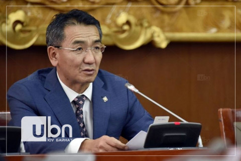 Ц.Мөнх-Оргил: Машины тоогоо цөөрүүлэхээс нааш замын түгжрэл арилахгүй