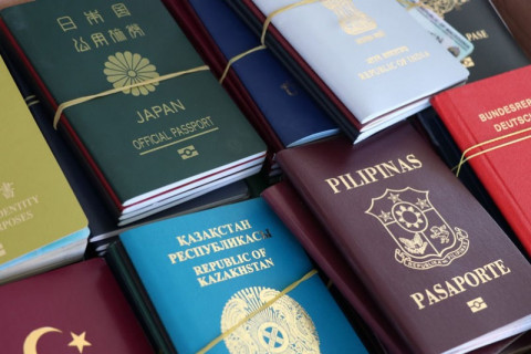 Гадаадын иргэний баримт бичгийг шуудангаар хүргэж байна