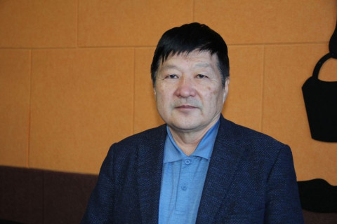О.Сундуй: Уншиж буй ард түмэн сэтгэлийн зөв хандлагатай байдаг