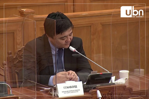 Г.Ганболд: Ерөнхий сайд буруу “оношилсон“ байна