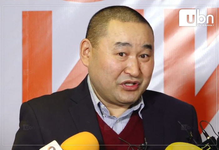 “Хөгжлийн банкнаас зээл авсан луйварчдад нэг удаагийн тусгай хууль гаргаж яллах ёстой“