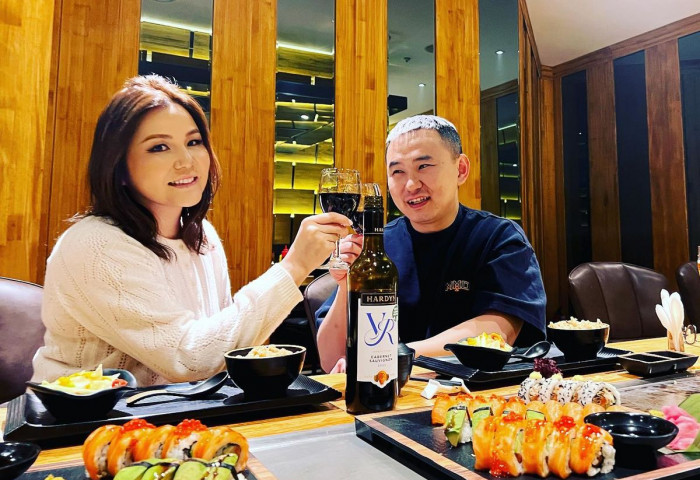 SOCIAL POP: Олны танил эрхмүүд валентинаа хэрхэн тэмдэглэв