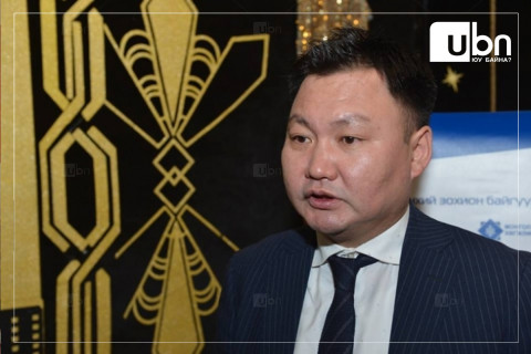 Хөгжлийн банкны дэд захирал асан Ч.Мөнхбаярыг нэг сар цагдан хорих шийдвэр гарчээ