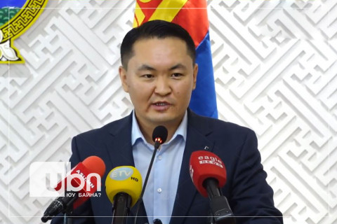 Ч.Өнөрбаяр: Хөгжлийн банк Засгийн газрын харьяаны банк биш МАН-ын халаасны банк болж хувирч байна