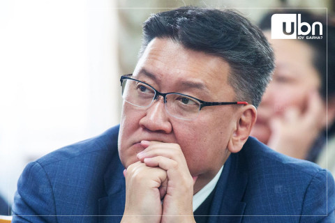 Хөгжлийн банкны одоогийн удирдлагуудыг дэмжих ёстой тэд үлдсэн “шааран“ дээр нь ажиллаж байна