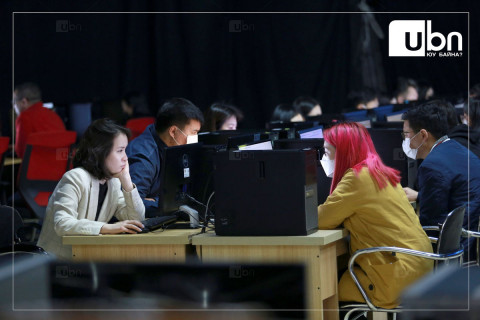 Төрийн албаны шалгалт өгөхөөр бүртгүүлсэн 7610 иргэний 50-иас илүү хувь нь 30-аас доош насныхан байна
