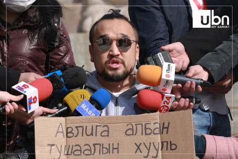 “Залуучууд хөдөлмөрлөөд цалин нь хэрэгцээндээ, аялал зугаалга, гэр бүлдээ зарцуулахад хүрдэг, хуримтлагддаг нийгмийг хүсч байна“