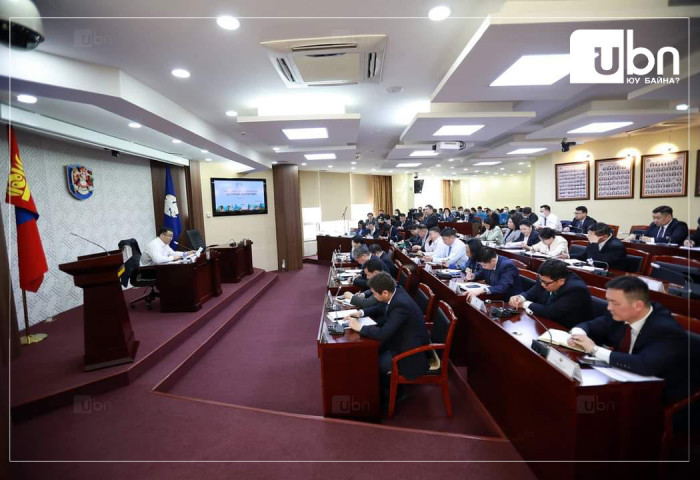 Нийслэлийн удирдах ажилтнуудын шуурхай зөвлөгөөн боллоо