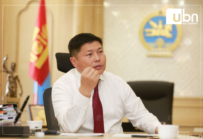 Х.Нямбаатар: Тусгаарлалтад байгаа жолооч нараас зөрчил илэрсэн тул бөмбөлөг тээврийг цэргийн албан хаагчдын хатуу хараан дор ХЯНАЖ байна