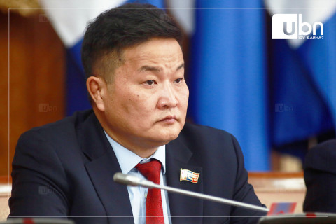 Ж.Сүхбаатар: Түгжрэлийг шийдэх асуудлыг Төсвийн байнгын хороон дээр дарга нар аваад үлдчихлээ