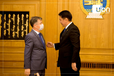 И.Азизовын “ГӨЛӨГ“ улс