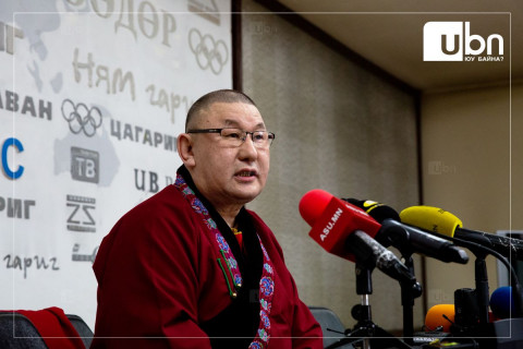 З.Санждорж: Лам нар чуулганаа хуралдуулж, дотоод сонгуулиар тэргүүнээ сонгох бичгийг олон удаа өгч байна