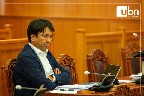 “УИХ-ын даргад хүргүүлсэн шаардлагын хариунаас шалтгаалж чуулганы хуралдаанд оролцох эсэхээ шийднэ“