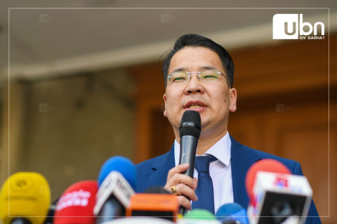 Т.Ням-Очир: Сургуулиудад нийтээр амны хаалт зүүж байгаа тохиолдол байхгүй
