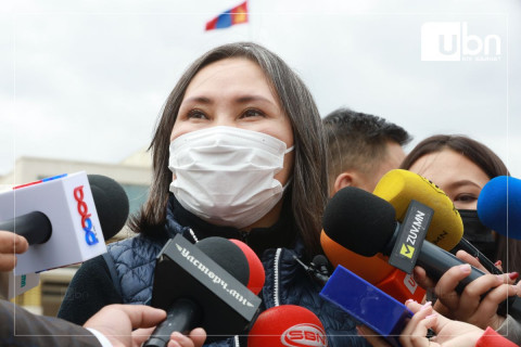 Б.Энхцэцэг:  “Мах импекс“”компани квот авч чадаагүй компаниудын махыг өөрийн нэр дээрээ Хятад руу гаргадаг