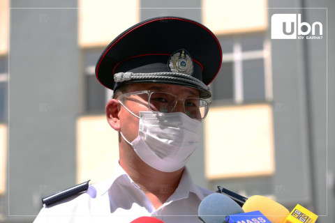 “Хууль бусаар үнэт эдлэл оруулж ирсэн бүлэг этгээдээс ТЭРБУМ төгрөгийн алт, монетан эдлэл хураан авсан“